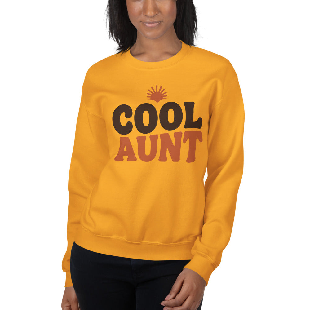 Cool Aunt retro groovy aunt crewneck sweatshirt — Gold, on model