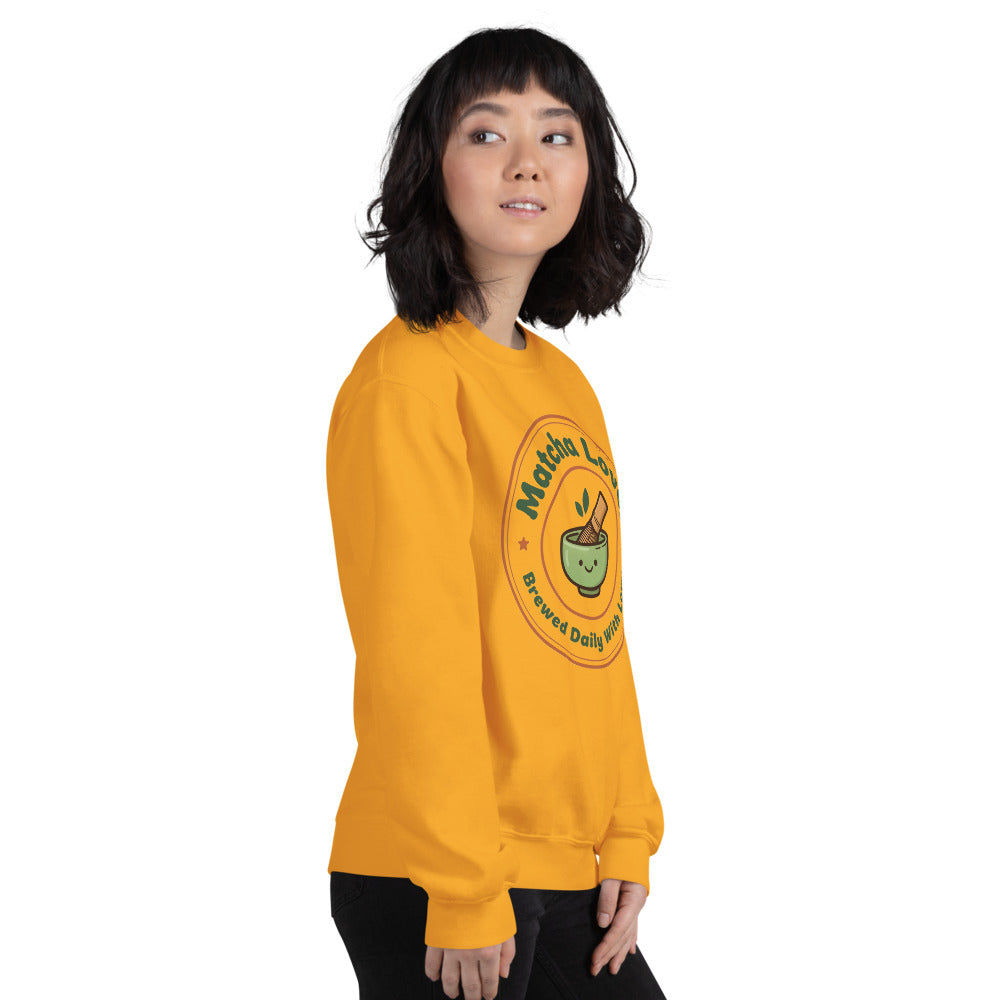 Matcha Lover retro café badge crewneck sweatshirt — Gold, on model