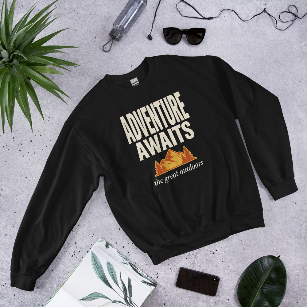 Adventure Awaits retro outdoors typography crewneck sweatshirt — Black, front right