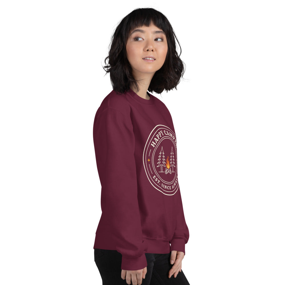 Happy Camper retro camp badge crewneck sweatshirt — Maroon, on model