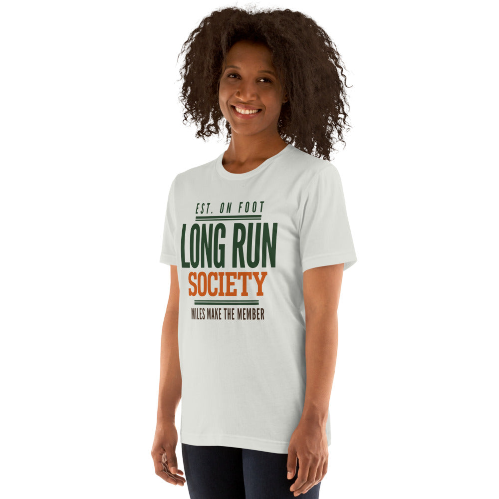 Long Run Society retro running tee — Silver, on model