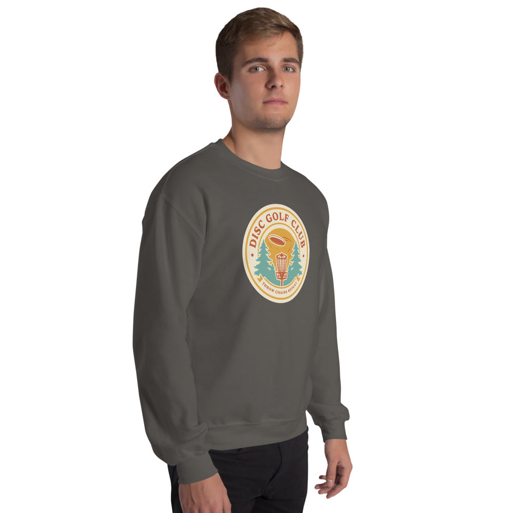 Disc Golf Club retro badge crewneck sweatshirt — Charcoal, on model