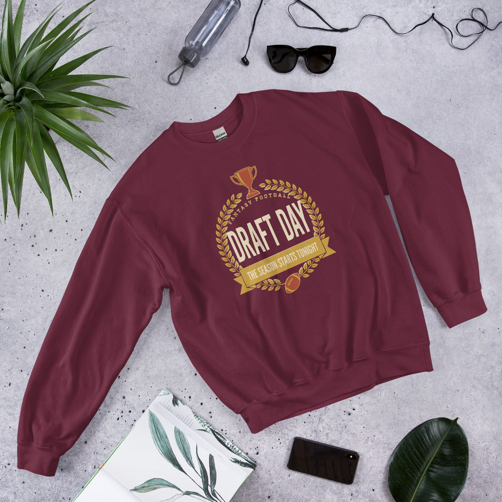 Draft Day Almanac vintage fantasy football champion crewneck sweatshirt — Maroon, front-right