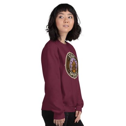 Stay Spooky retro Halloween vintage badge crewneck sweatshirt — Maroon, on model