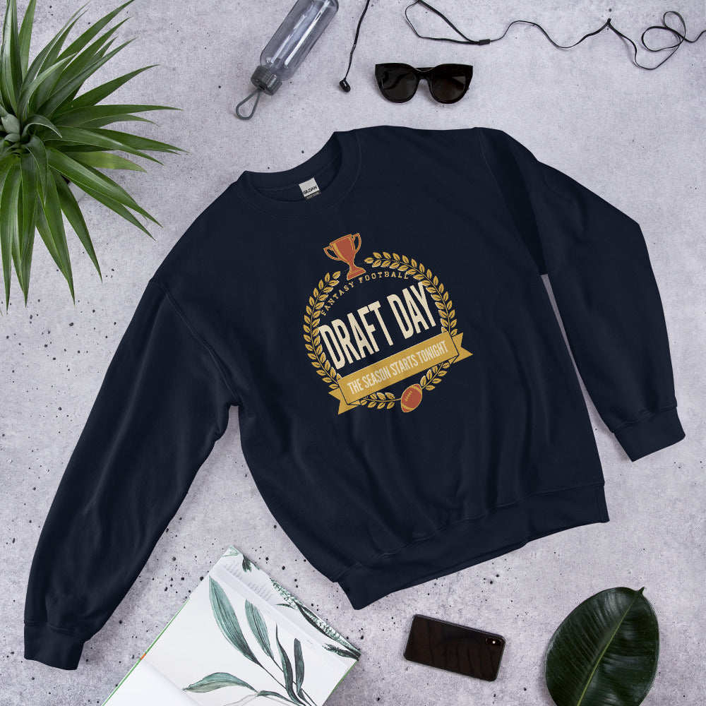 Draft Day Almanac vintage fantasy football champion crewneck sweatshirt — Navy, front-right