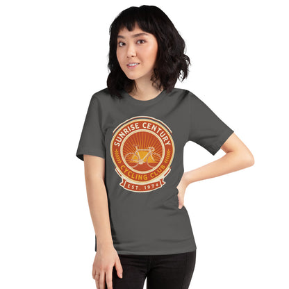 Sunrise Century C.C. retro cycling club badge t-shirt — Asphalt, on model