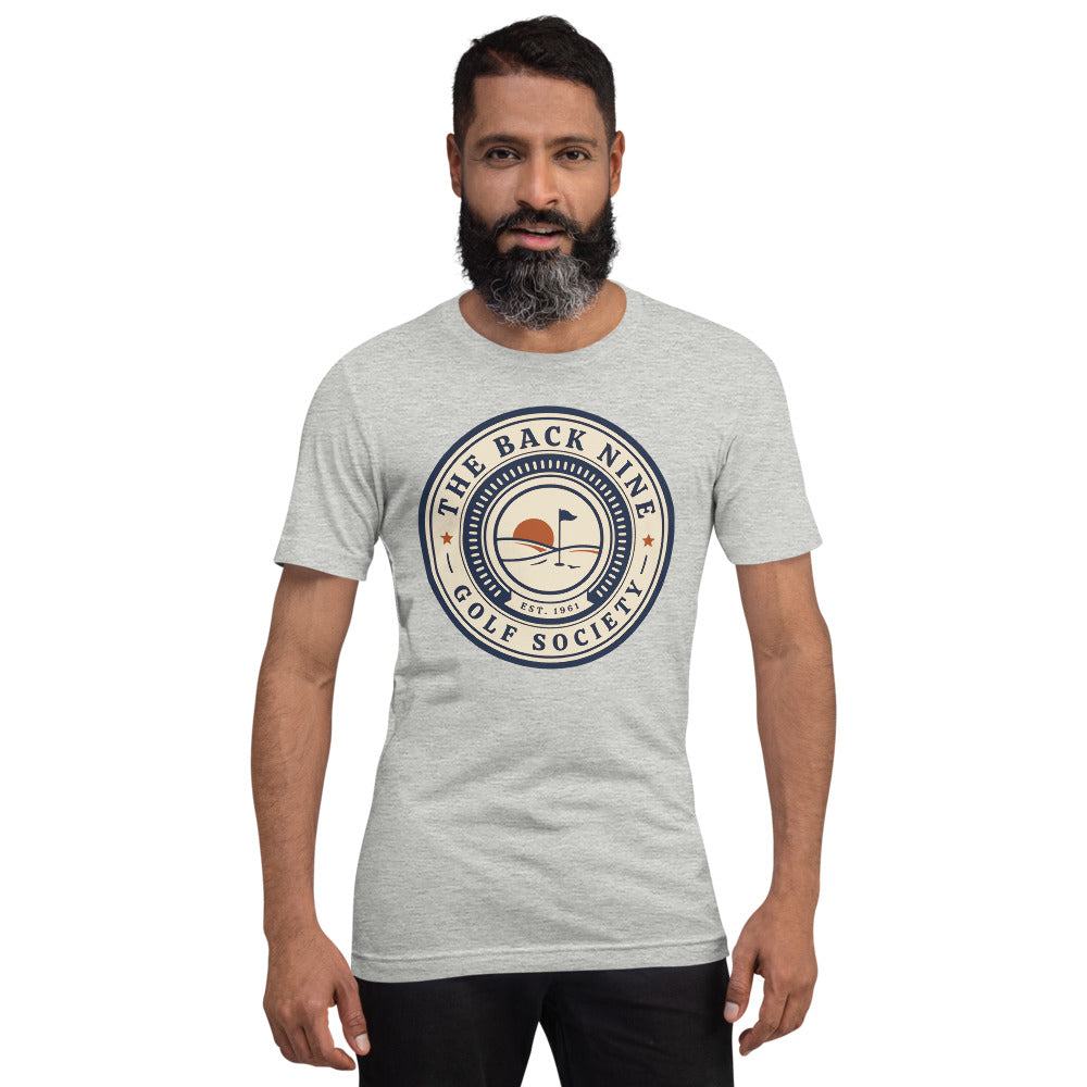 The Back Nine vintage golf roundel tee — Athletic Heather, on model