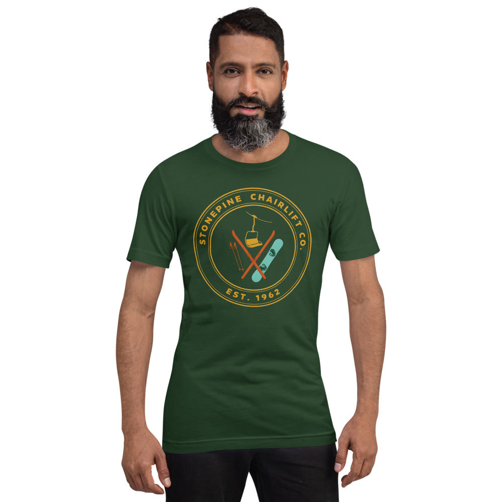 Stonepine Chairlift Co. retro vintage ski club badge t-shirt — Forest, on model