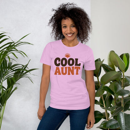 Cool Aunt retro groovy aunt tee — Lilac, on model