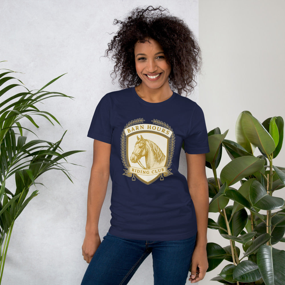 Barn Hours Riding Club vintage equestrian stable crest t-shirt — Navy, on model