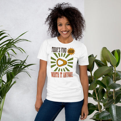 Today's Find pull tab retro metal detecting tee — White, on model