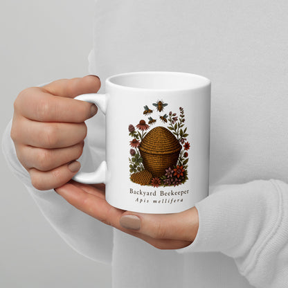 Backyard Beekeeper Field Plate print — 11 oz