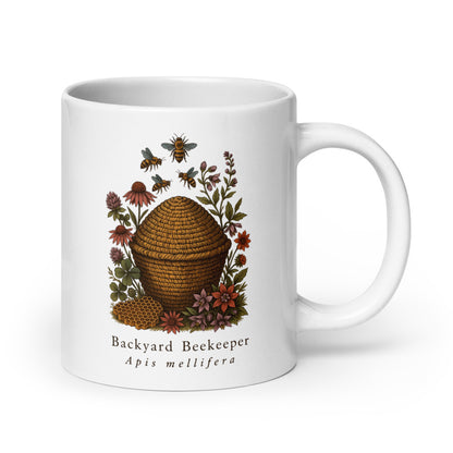 Backyard Beekeeper Field Plate print — 20 oz, handle on the right