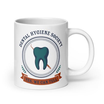 Yes, We Can Tell print — 20 oz, handle on the right